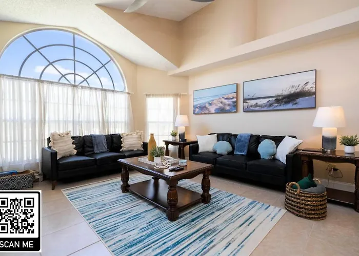 Beautiful Cozy Retreat Near Disney - Spacious Condo